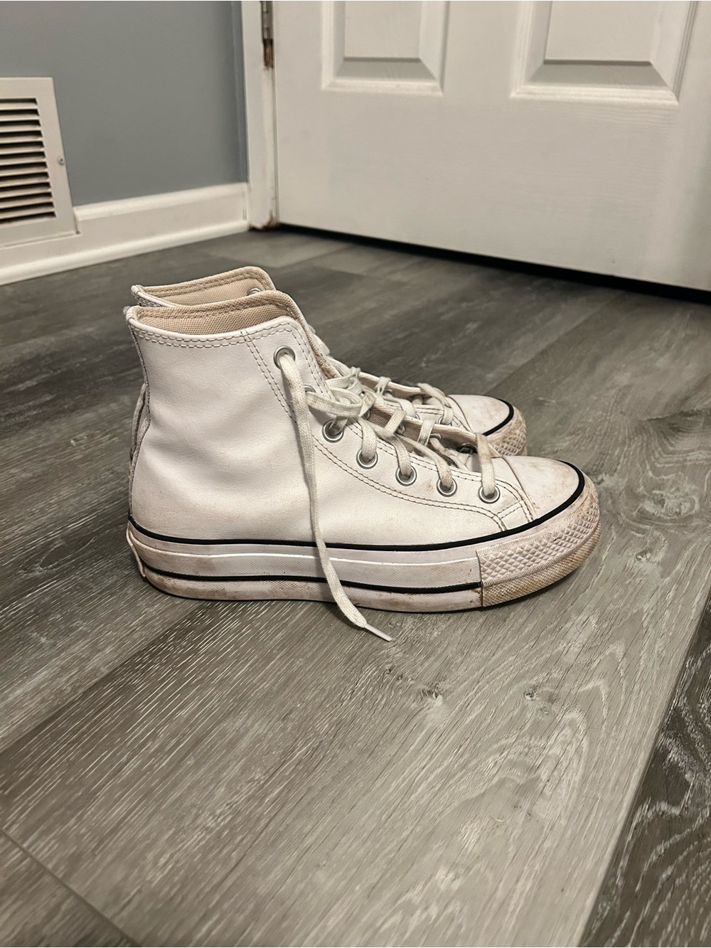 Women’s Converse